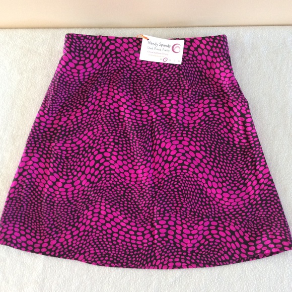 Dresses & Skirts - Handy Spandy Skirt